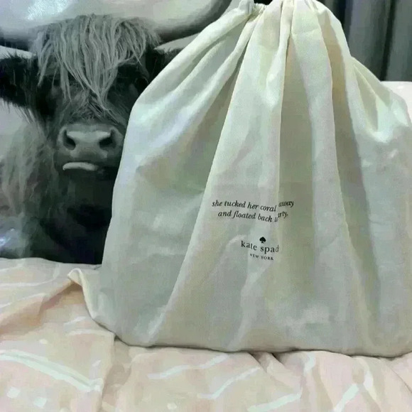 Kate Spade ♠️ - Picture 4 of 10